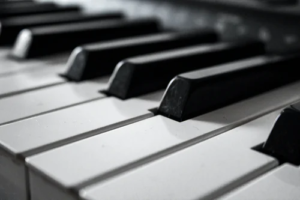 How Do Piano Manufacturers Ensure Quality?